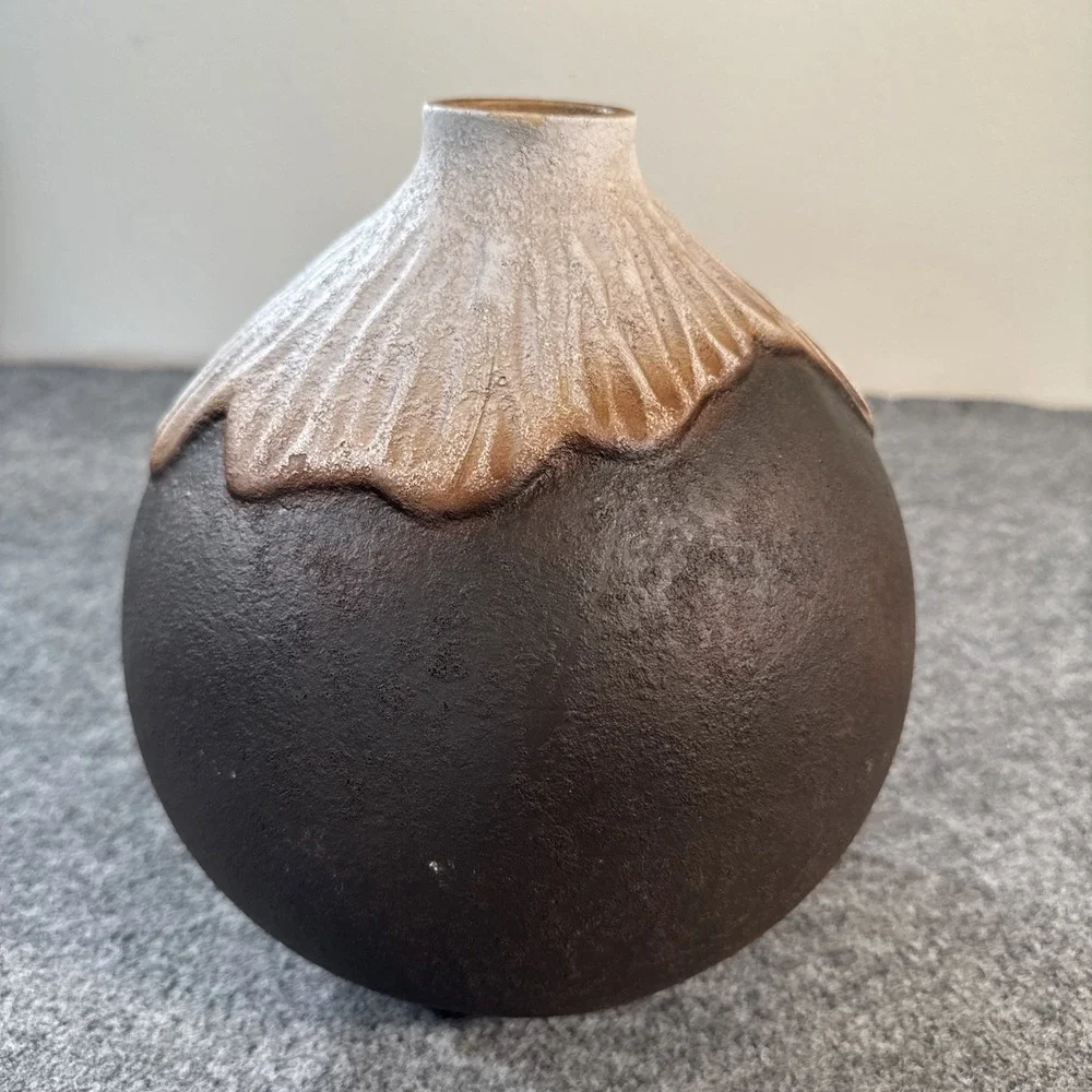 Tahua brand handcrafted